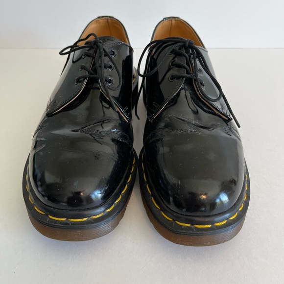 Dr. Martens Black Patent Leather Oxford Size 6 Shoes - Picture 3 of 9